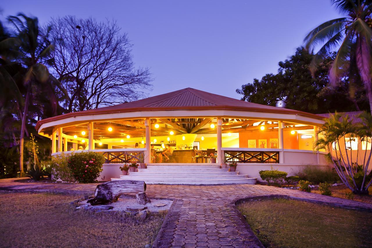 Hotel Sugar Beach Las Catalinas Bagian luar foto